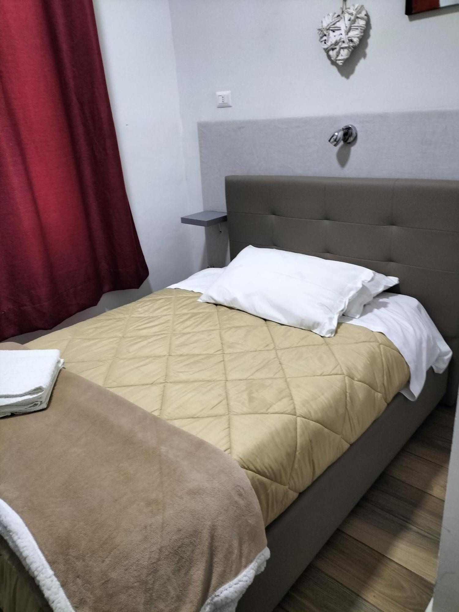 Casa Di Edoardo Bed & Breakfast Brindisi Exterior foto